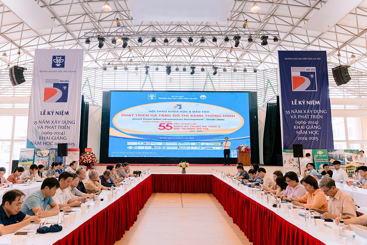 Hội thảo khoa học và đào tạo phát triển hạ tầng đô thị xanh thông minh